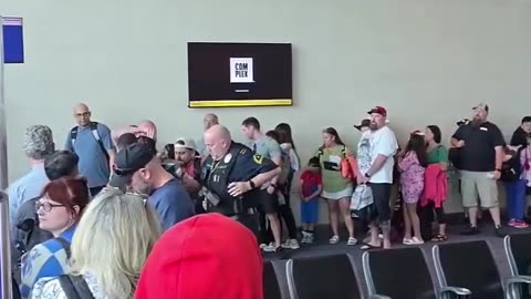 Full On Dindu Chimpout At Airport Requires Police And Security