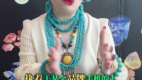 20251018-10 Turquoise Studio Doesn’t Distinguish Phone Users