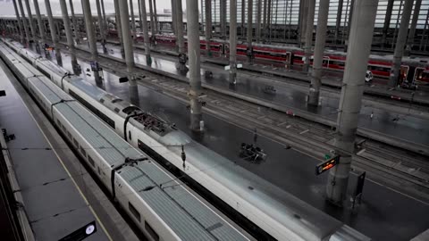 Train crashes show Spain's rail system 'dying from its own success'