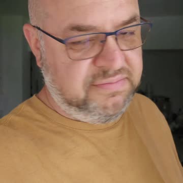 Omul nu știe că a devenit președintele României..