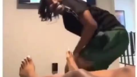 Little teaser big butt legs shaking.