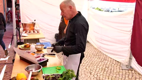 🔴 Show Cooking (Lazarus)