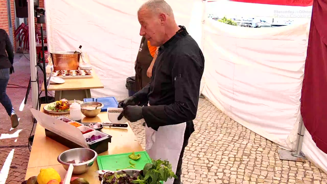 🔴 Show Cooking (Lazarus)