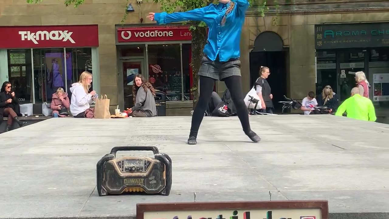 Pop Muzic choreography by Matilda Walden