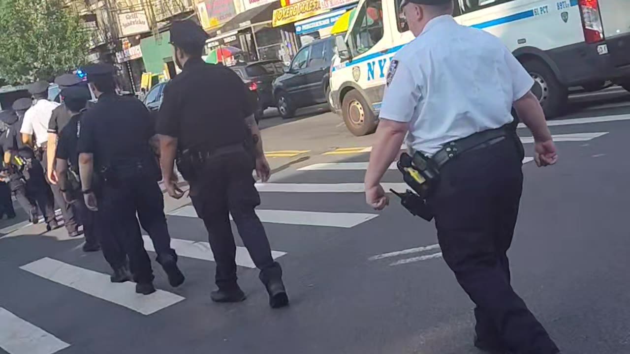 "Alto a las redadas, no queremos represión", dicen en Nueva York.