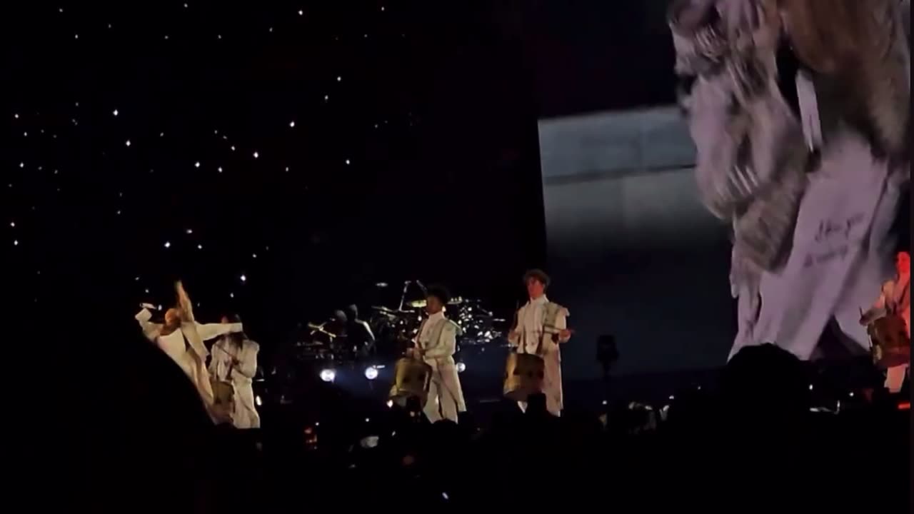 Taylor Swift - the smallest man to even live (the eras tour Indianapolis night 2)