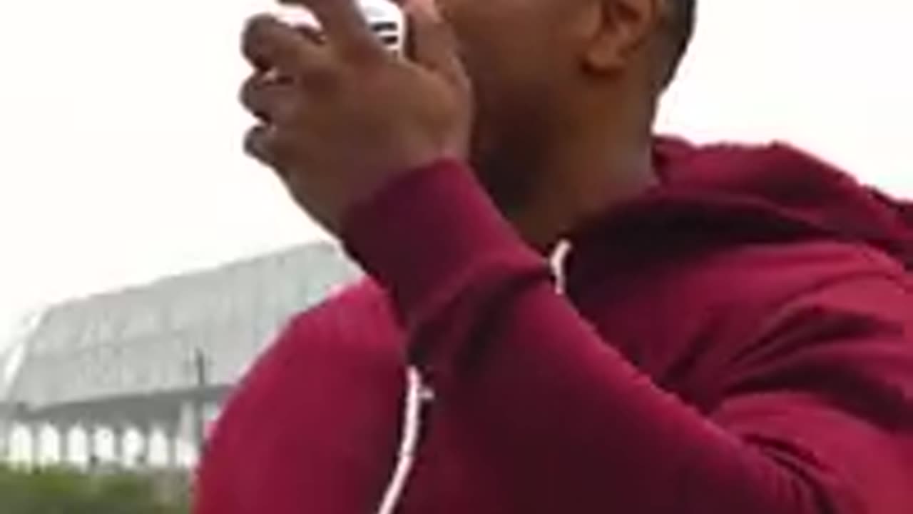 Aaron The Plumber - Drop The Mic In Houston