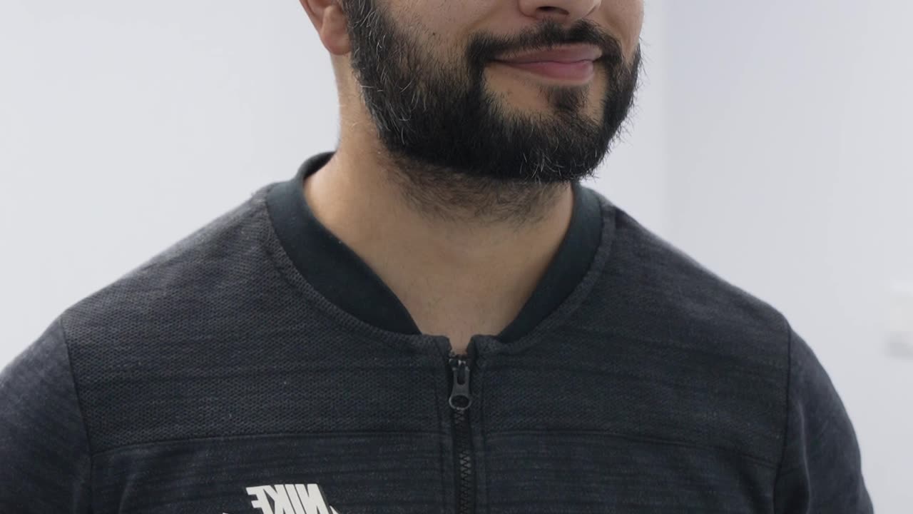 If you’re interested in a hair transplant that’s quick, simple and totally smooth