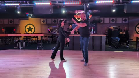 West Coast Swing @ Electric Cowboy with Wes Neese 20251130 193233716