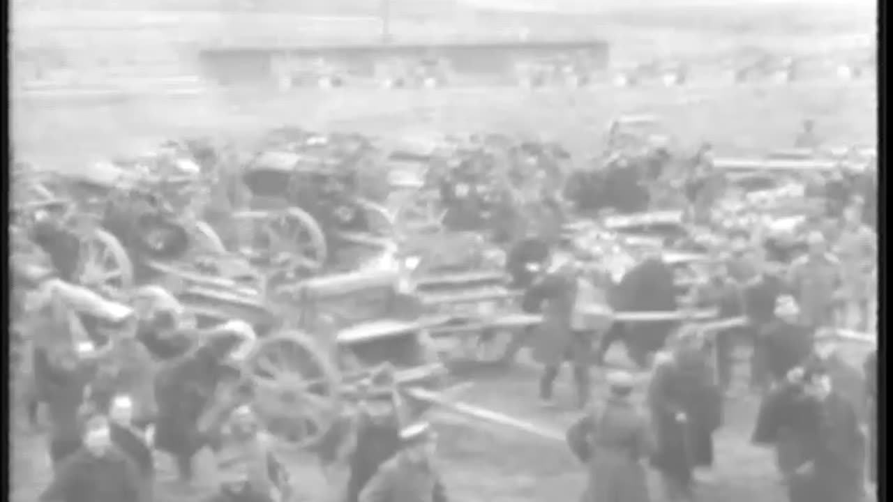 [PATHE NEWSREEL EXCERPTS] - [PATHE NEWSREEL EXCERPTS] - cbs-cbswwi-194