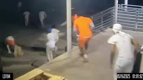 See the Moment 10 Inmates Escaped From New Orleans Jail