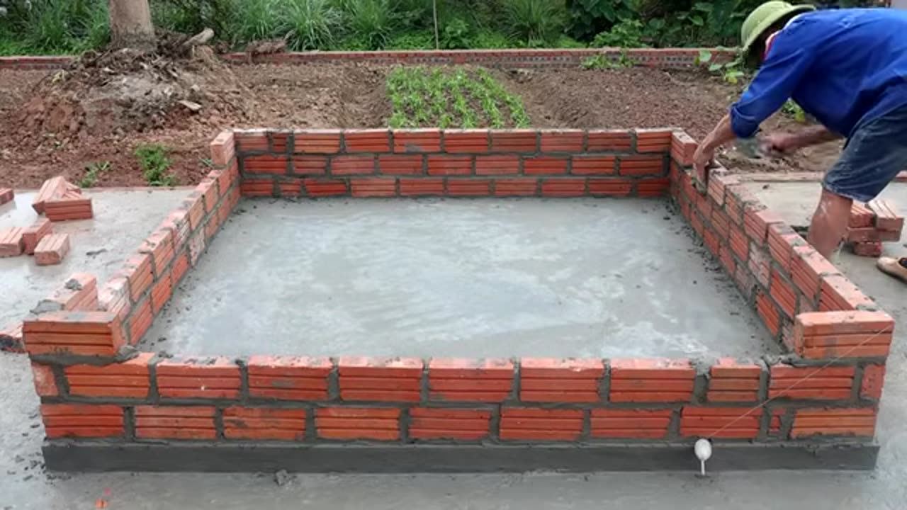 Make a Unique Fish Tank from brick and cement..