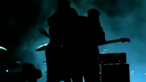 - Audioslave- Cochise-Official music Video