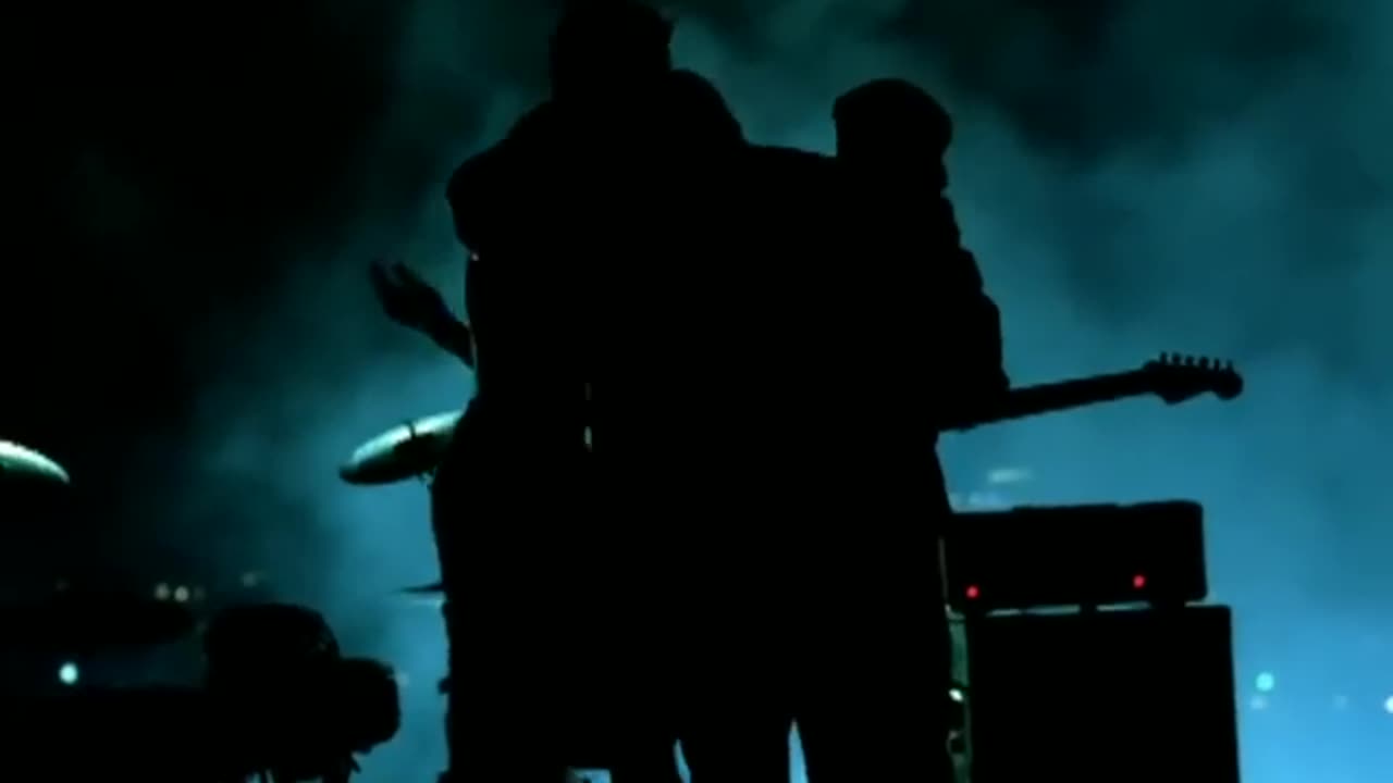 - Audioslave- Cochise-Official music Video