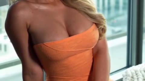 Is orange sexy on me?