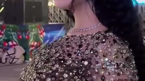 Zabarzoda Zakiya Curvy plus Size Model. Biography Curvy Model. Body Positivity ! Influence.