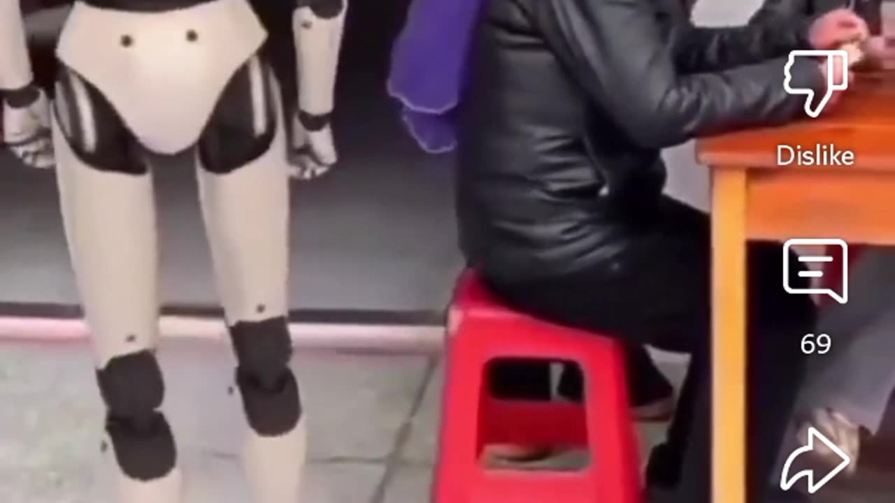 Ai robot ko bewaqoof bana diaπππ€£π