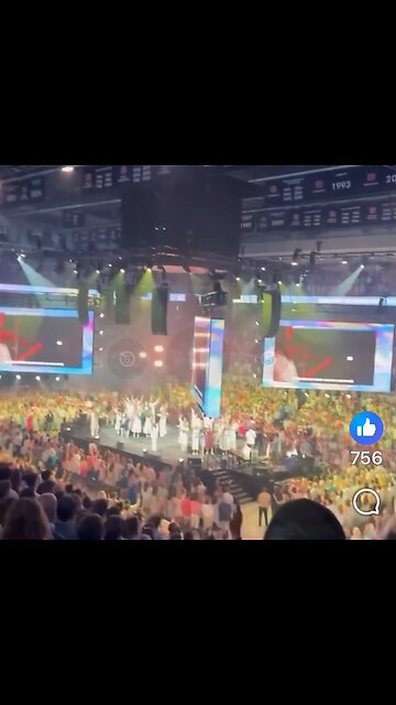 10,000 Students Worshipping JESUS in Auburn’s Basketball Arena! REVIVAL in the US!