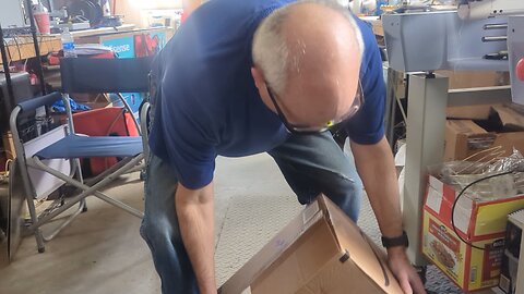 Unboxing the Ender Filament Dryer