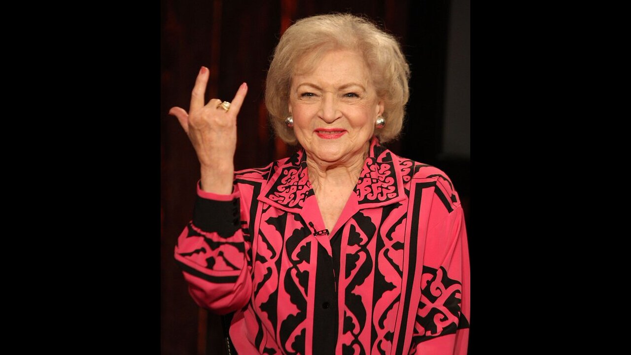 Betty White - High Priestess