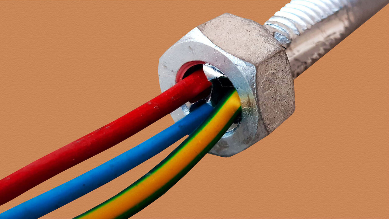 🔴 Electricians won't want to show you this tool!
