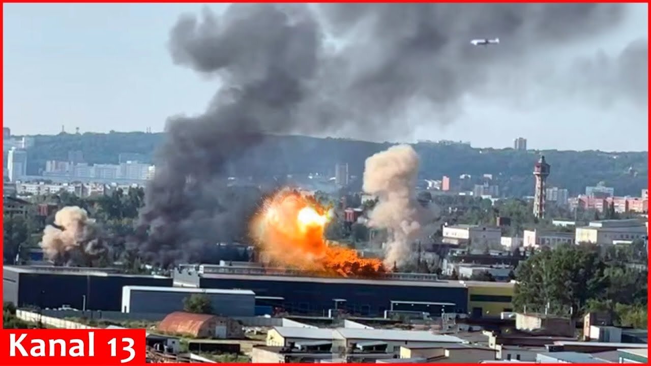 Moment of Ukrainian drone strike and explosion in “Radiozavod” facility in Russia’s Penza region