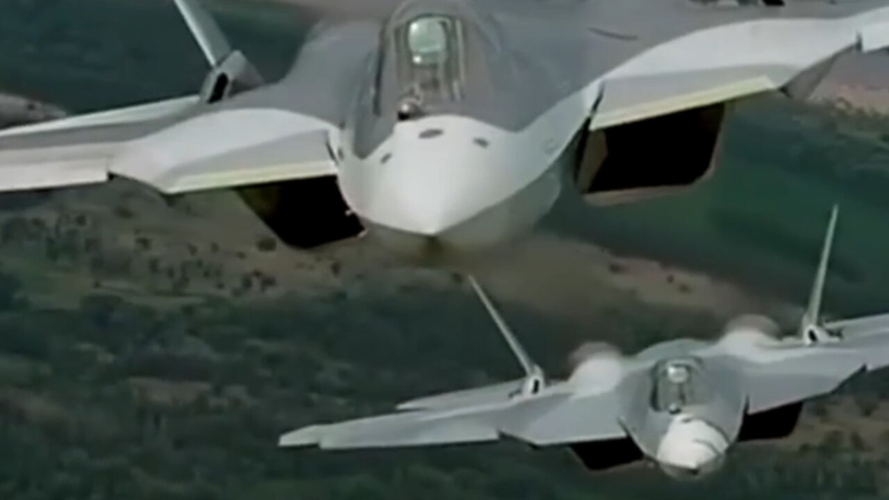 Sukhoi Felon Stealth Fighters Manoeuvre