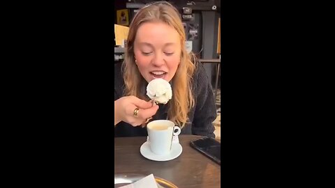 😅 "कुछ तो गड़बड़!"