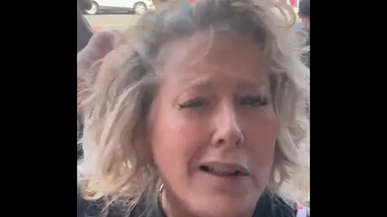 lolo the lolcow goes protesting
