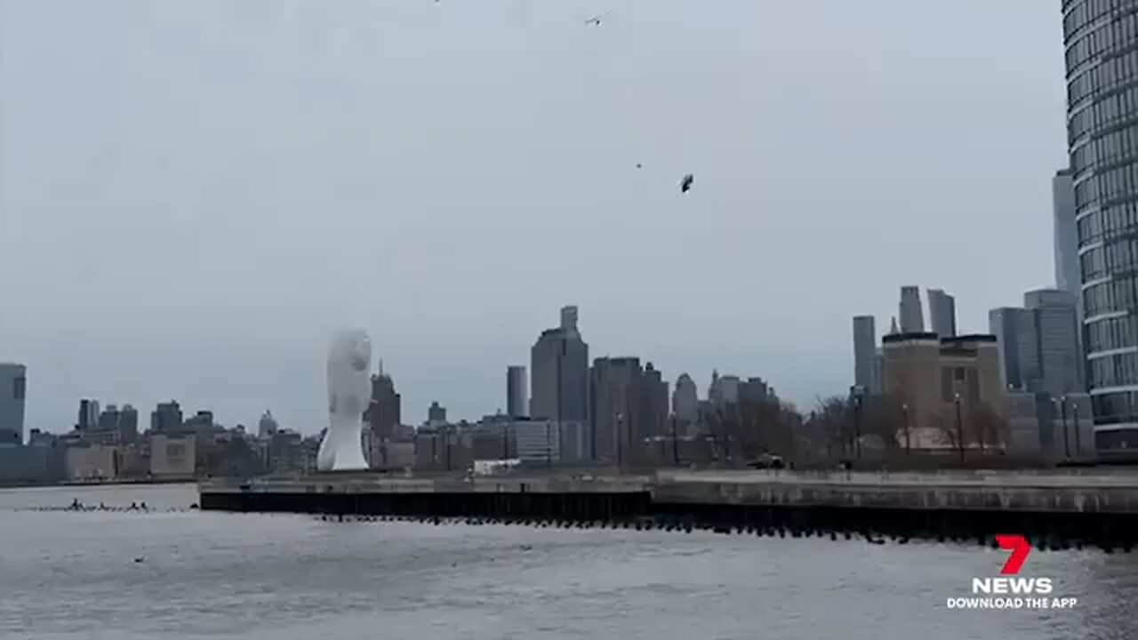Six_people_killed_in_Hudson_River_helicopter_crash___7NEWS(360p)