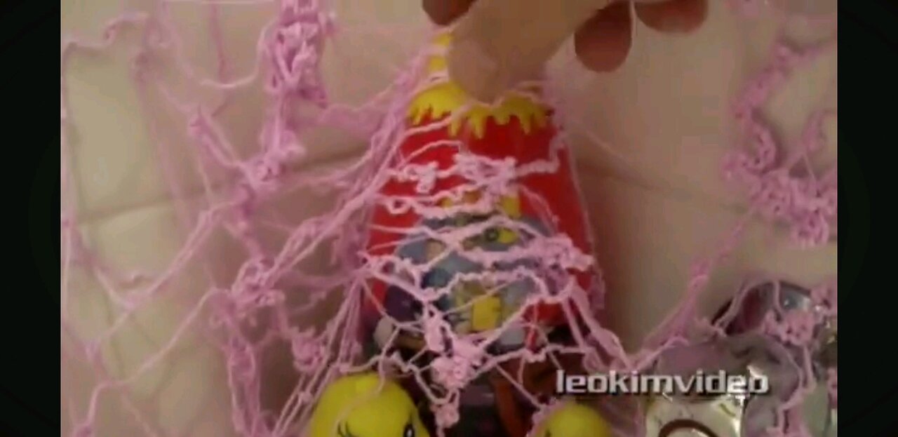 Opulence silly string spray spider old opulence nostalgia
