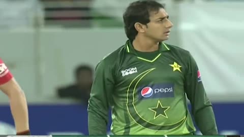 Saeed Ajmal & Umar Gul on Fire _ England Couldn't Chase 35 Runs in 5 Overs _ PCB