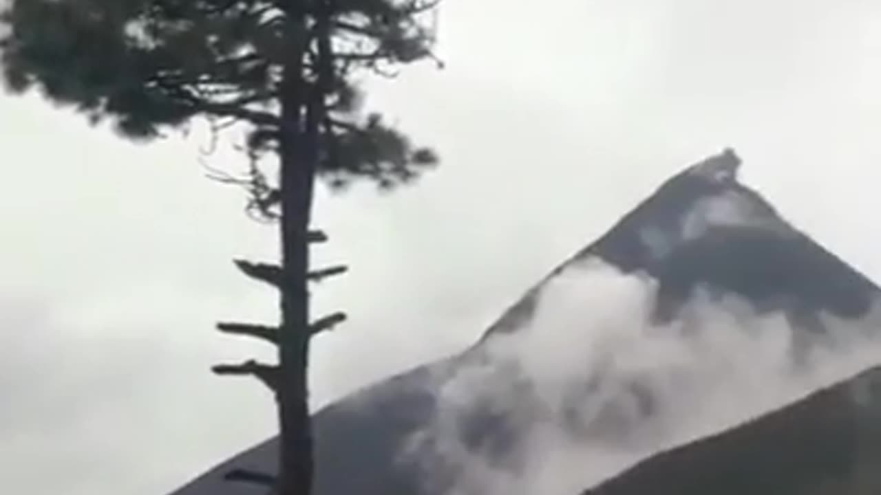 🤯✨ Lightning Strikes a Volcano: Nature's Fire & Storm Clash! | FeedMyCuriosity