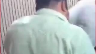 Meerut: ACM Office Peon Caught Red-Handed Taking ₹5,000 Bribe