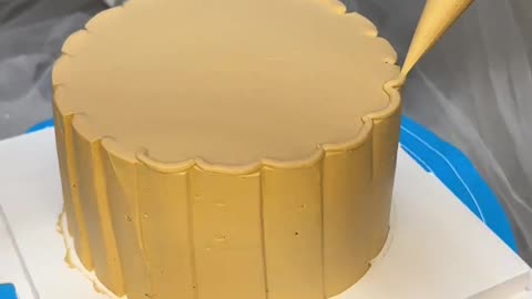 Perfectly Smooth Frosting EVERY Time | Cake Decorating