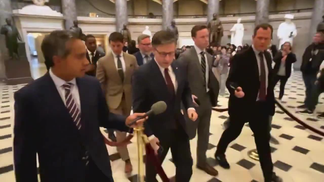 Speaker Johnson responds to video from Democrats calling on military to disobey Trump