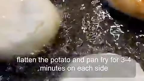 Viral: Korean Cheesy Potato Pancake (4 Ingredients ONLY!)
