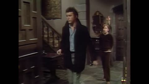 036) Dark Shadows • #0911 (Mon. 22Dec'69)
