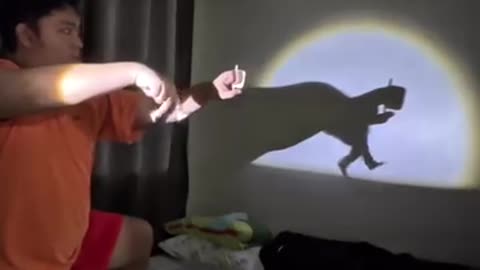 the best shadow mime of Michael Jackson done with hands!!