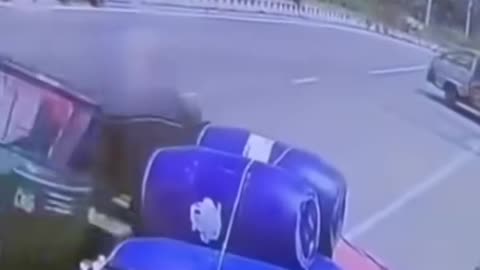 funny cam videos #funnyvideo #dashcam #camera #viralvideo #fatima #amazon