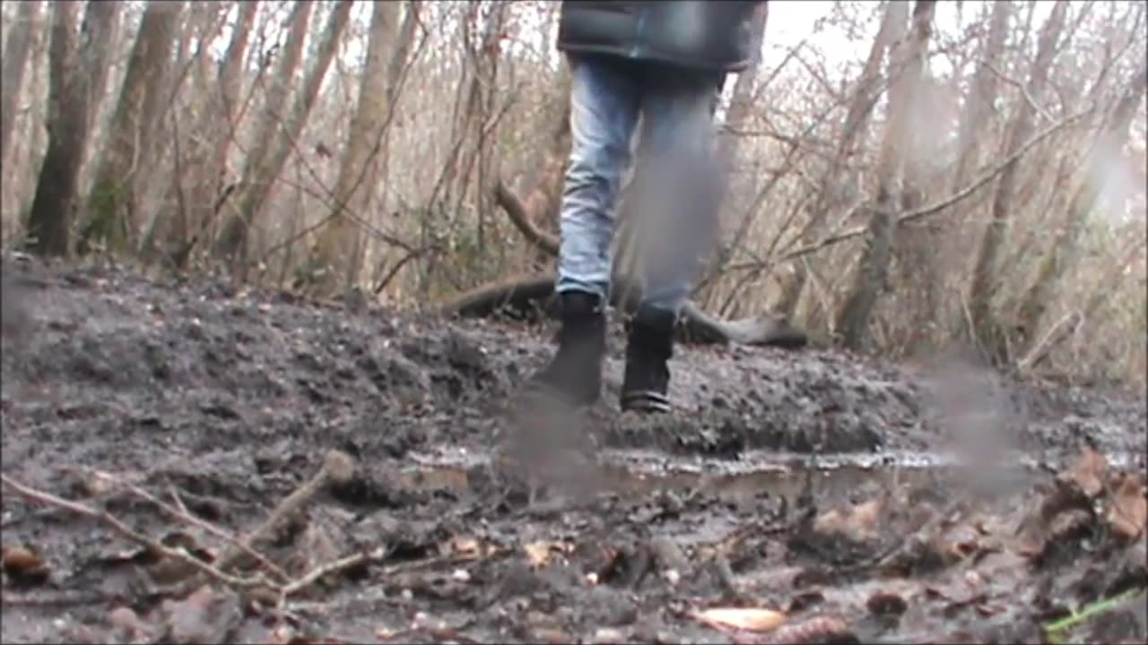 No Name Platform Boots in Mud
