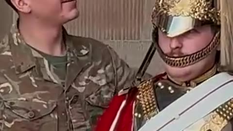 Breaking: SOLDIER FIXES UP KING’S GUARD | Horse Guards, Royal guard, Kings Guard