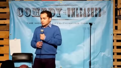 Anglo Italian Comedy - Comic vs Islam _ Nicholas De Santo