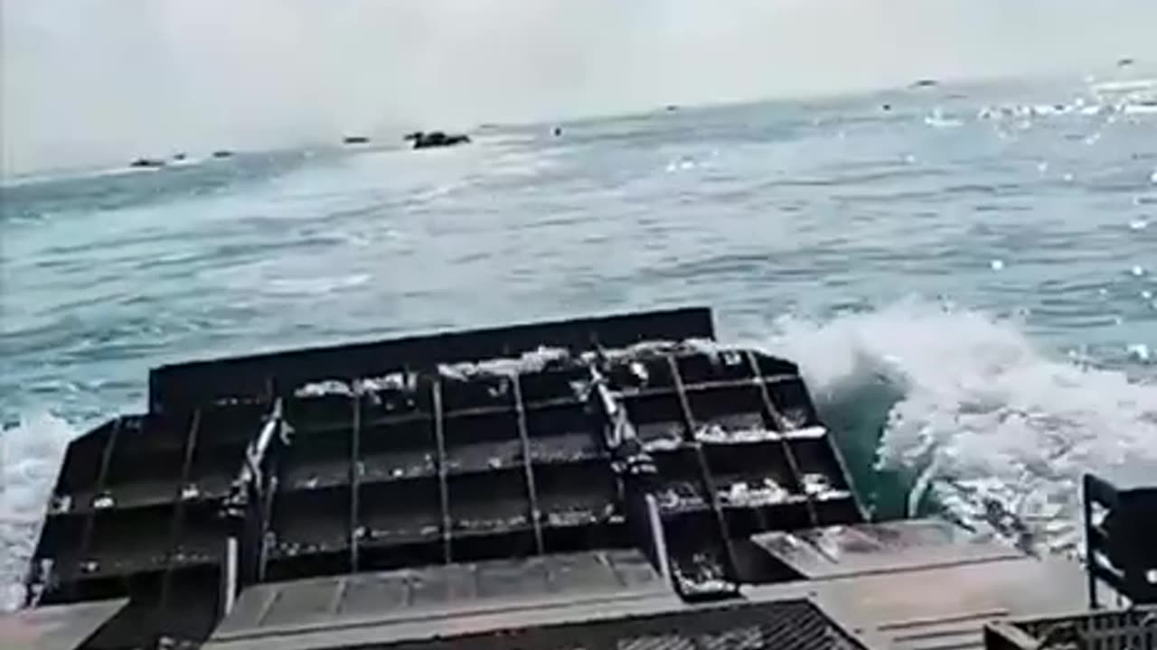 The Chinese military in naval crossing training