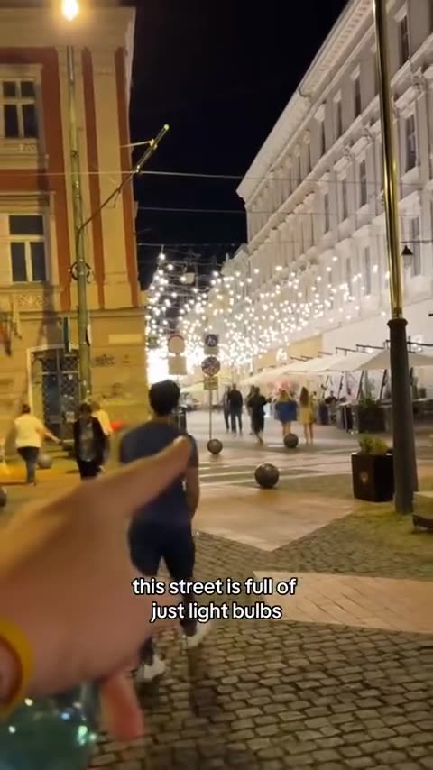 American witnesses White nation for the first time