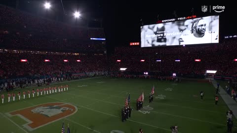 A Moment of Silence for Marshawn Kneeland during Thursday Night Football