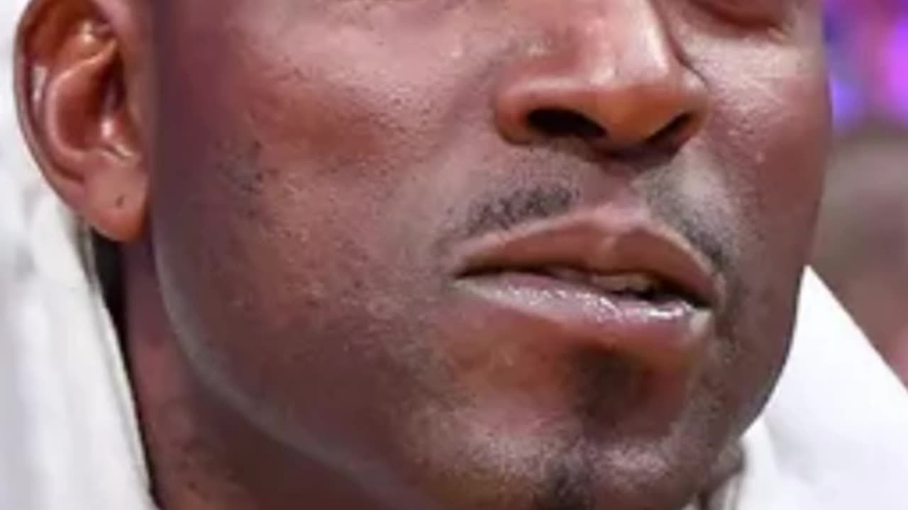 Kevin Garnett Heated Argument WIth Girlfriend ... Cops Called!