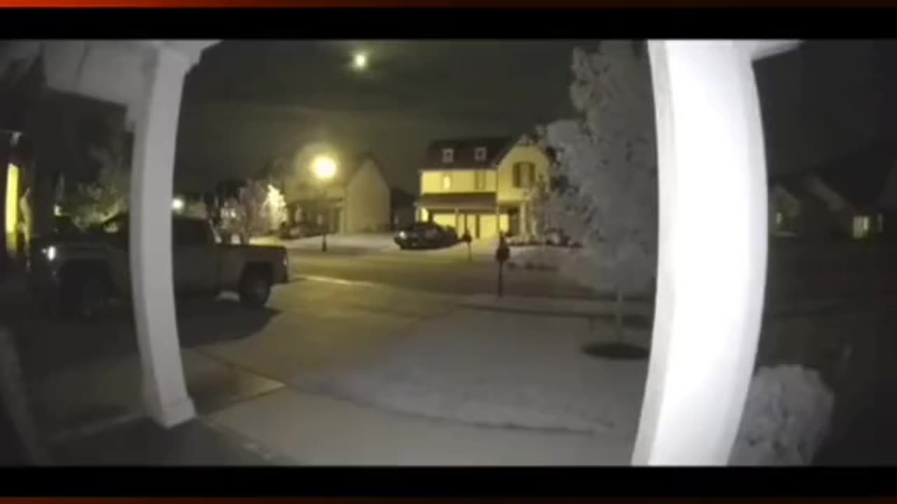 😱👻 Soul Walks By a House Caught on Camera! | TheHauntingHour