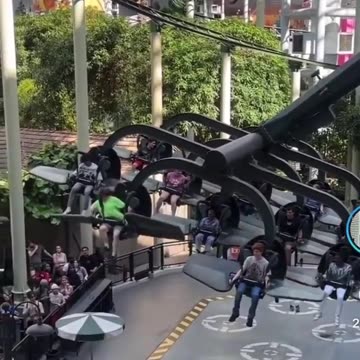 The guy in green He’s trying to take off