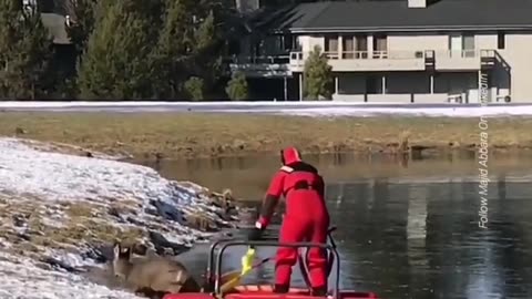 An Ice Walker With Pontoons Brilliant